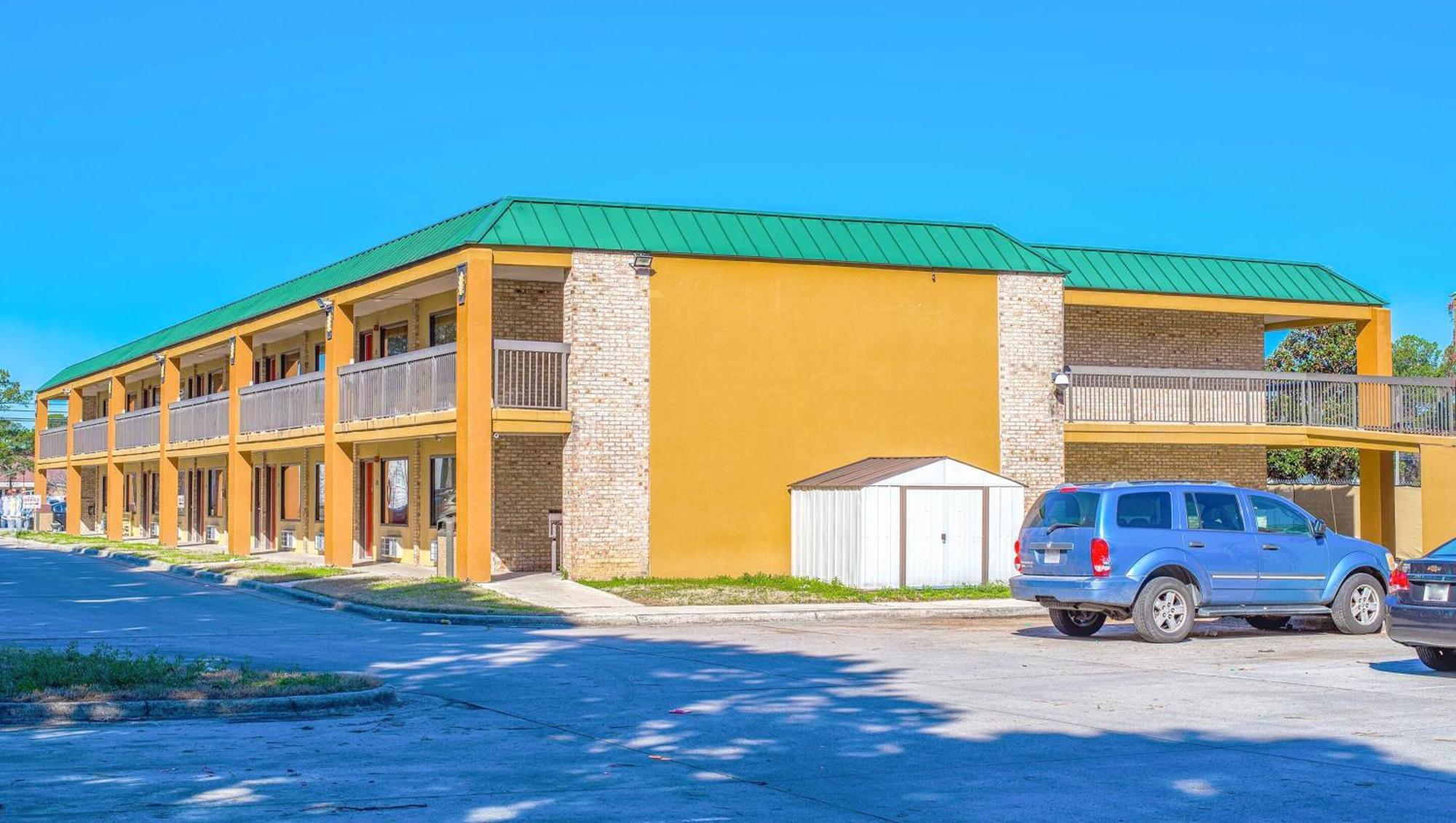 Mayfair Inn Williamston Buitenkant foto