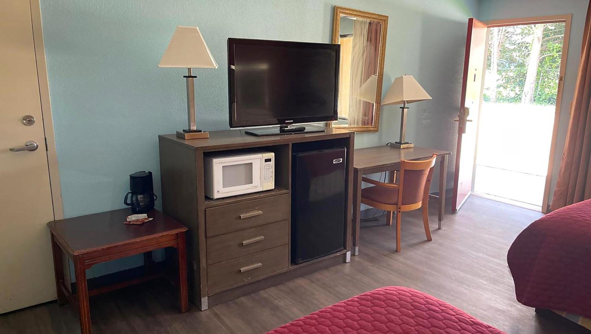 Mayfair Inn Williamston Buitenkant foto