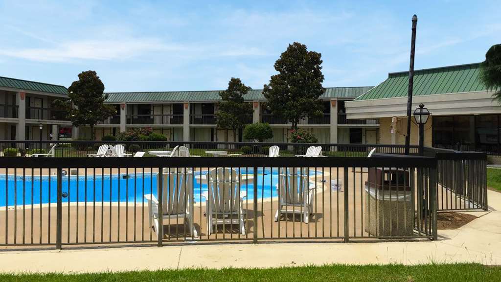 Mayfair Inn Williamston Buitenkant foto